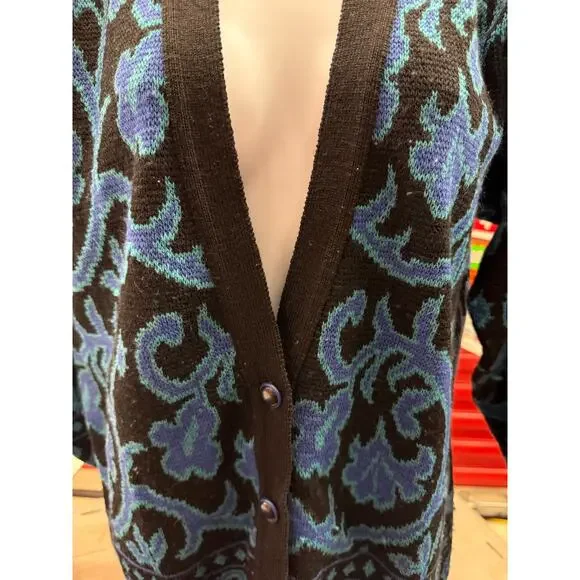 VINTAGE 70s PENDLETON Womens Black Blue Cardigan Size M 100% Virgin Wool Vneck - Picture 2 of 4